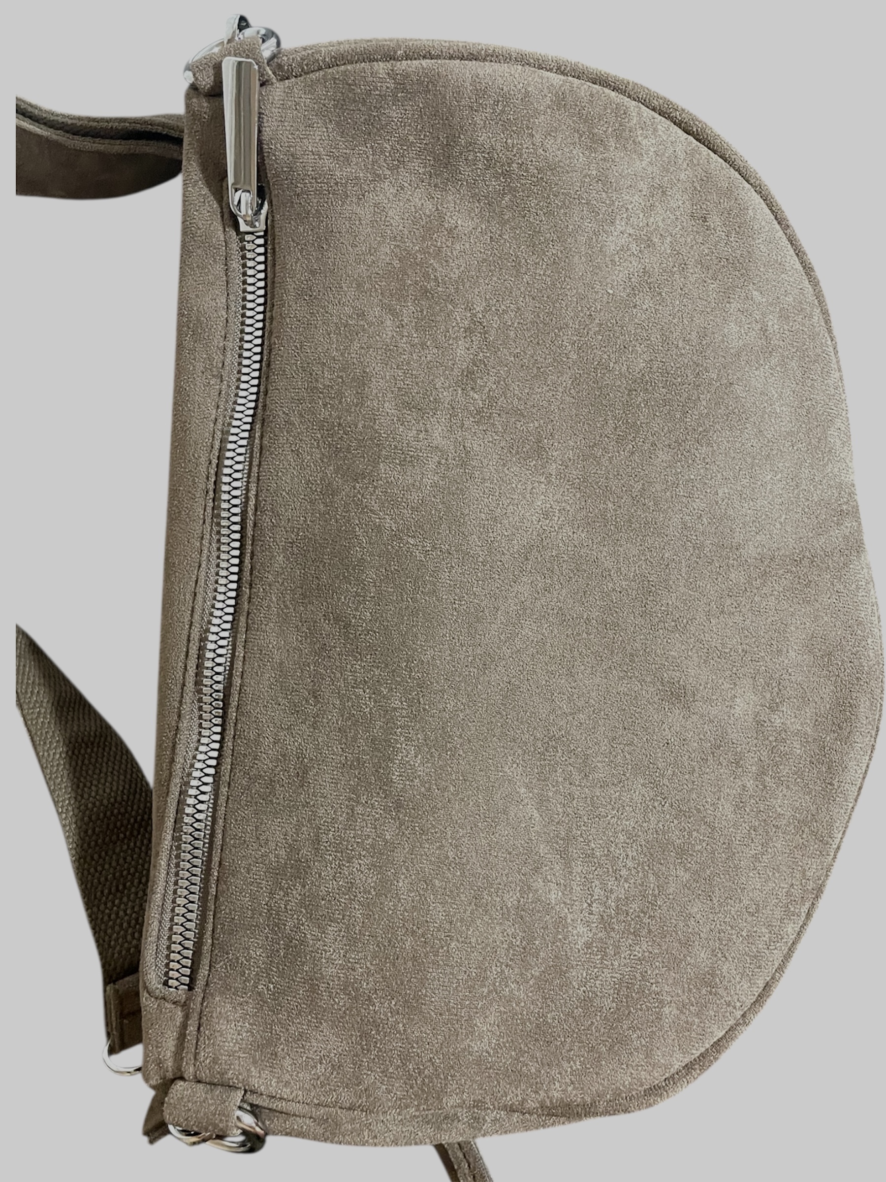 Photoroom_20251003_220403